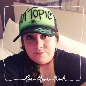 Meet your Posher, Andrea